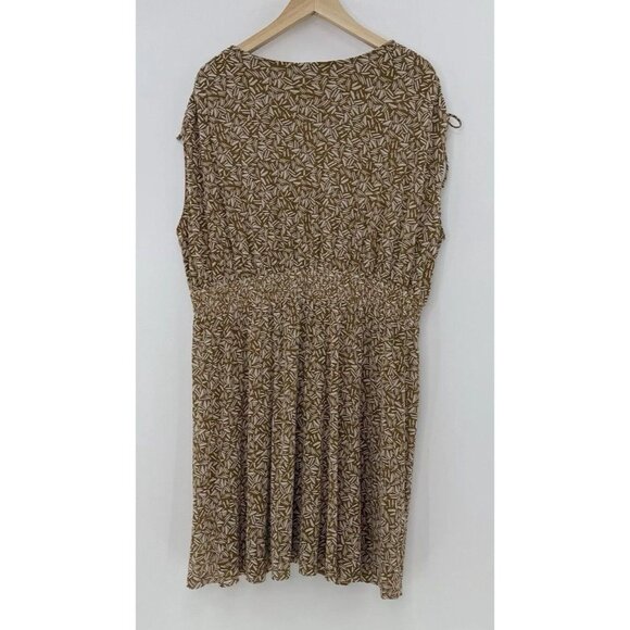 NWT Old Navy Plus Size Waist-Defined Tie-Shoulder Smocked Mesh Dress XXL Boho - Picture 3 of 11